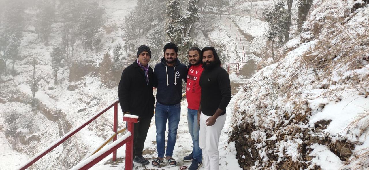 Dev Bhoomi Resort Kanatal Exterior foto